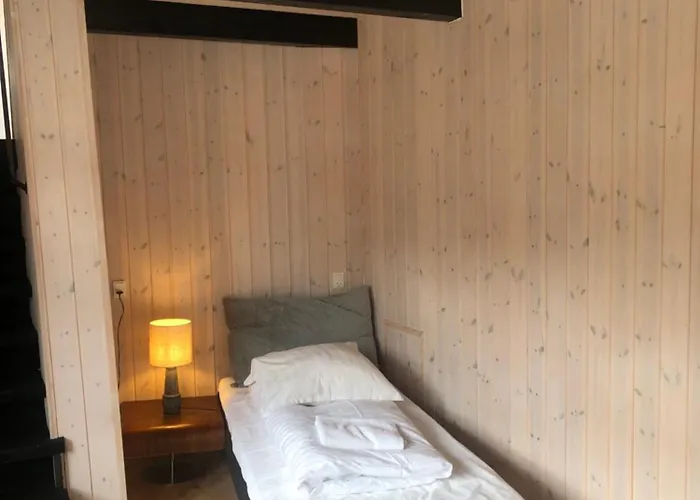 Slotsgaarden Ved Hesten Daire *